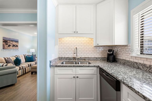 663 William Hilton Pkwy Apt 1322, Hilton Head Island, SC 29928