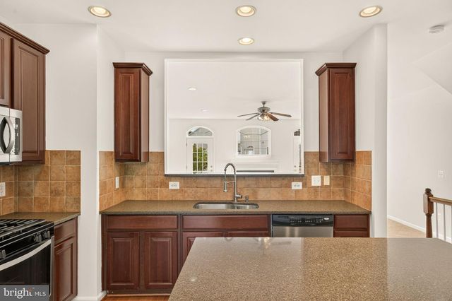 22997 BULWARK TER, Ashburn, VA 20148