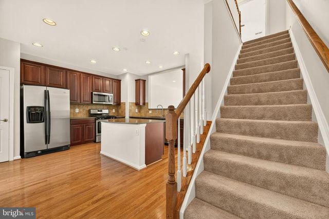 22997 BULWARK TER, Ashburn, VA 20148