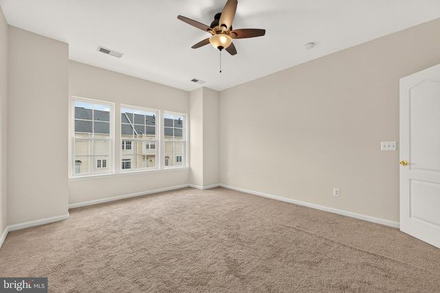 22997 BULWARK TER, Ashburn, VA 20148