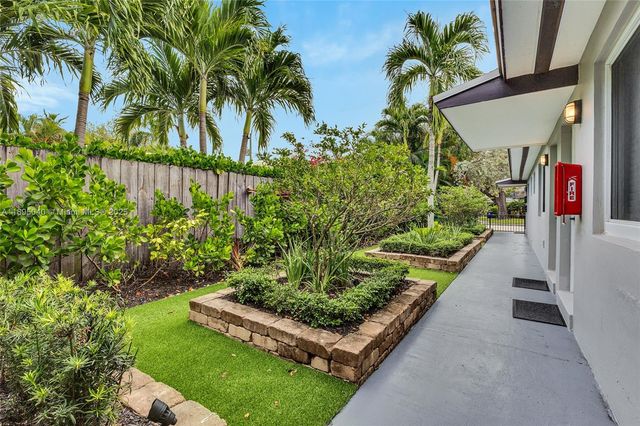 1015 W Las Olas Blvd 3, Fort Lauderdale, FL 33312