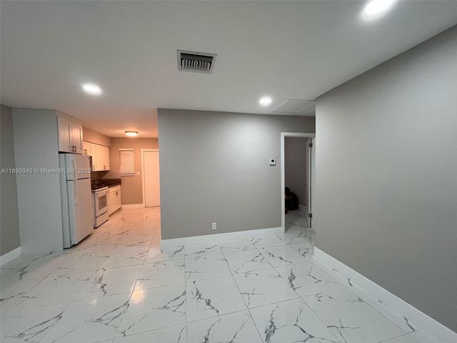 1015 W Las Olas Blvd 3, Fort Lauderdale, FL 33312
