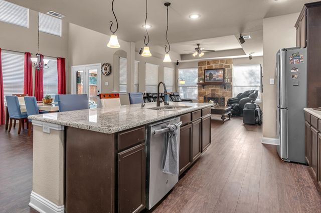 6820 Swallow Lane, North Richland Hills, TX 76182