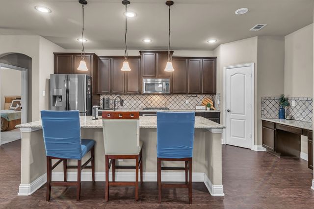 6820 Swallow Lane, North Richland Hills, TX 76182