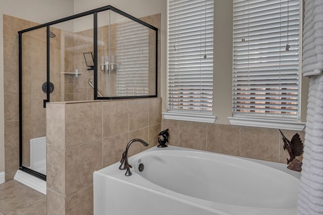 6820 Swallow Lane, North Richland Hills, TX 76182