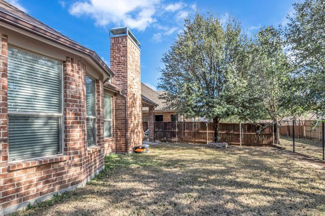 6820 Swallow Lane, North Richland Hills, TX 76182