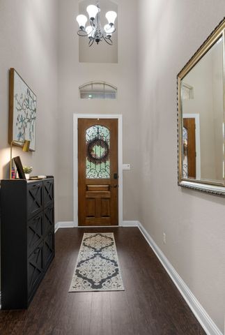 6820 Swallow Lane, North Richland Hills, TX 76182