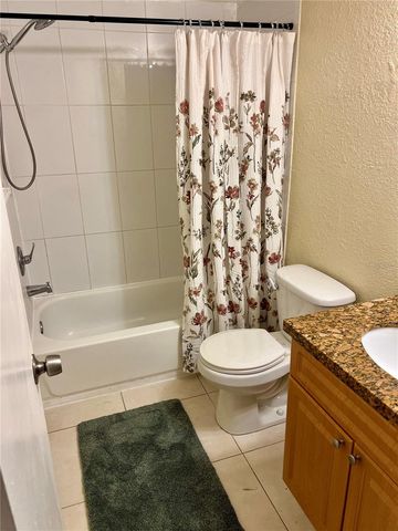 5221 BAYSHORE BOULEVARD 29, Tampa, FL 33611