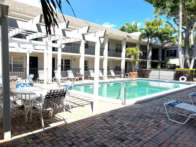 5221 BAYSHORE BOULEVARD 29, Tampa, FL 33611