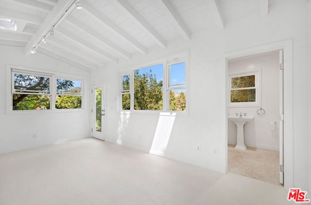 6644 Wildlife Road, Malibu, CA 90265