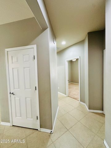 3612 S WASHINGTON Street, Chandler, AZ 85286
