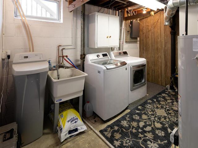 13224 Vivian Drive, Burnsville, MN 55337