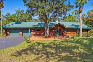 7027 W 7 Rivers Drive, Crystal River, FL 34429