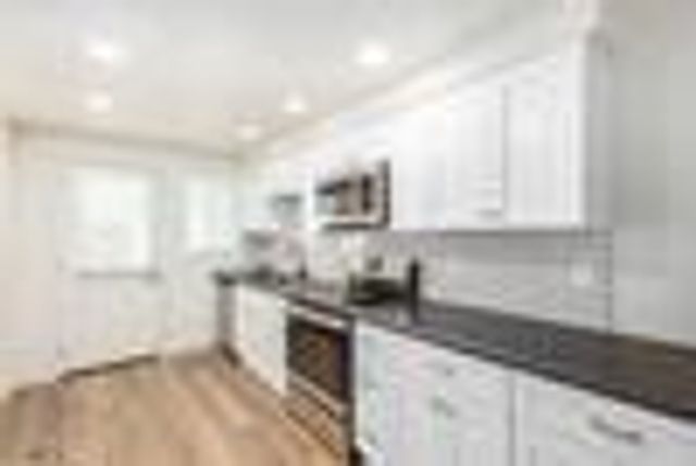 6049 W Laurie Lane 7, Glendale, AZ 85302