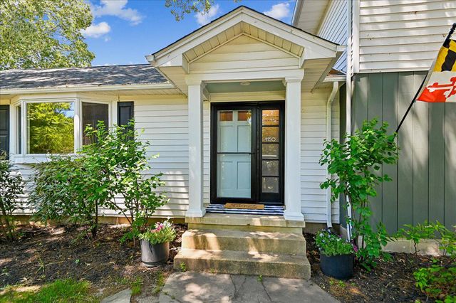 4950 BONNIEWOOD DR, Shady Side, MD 20764