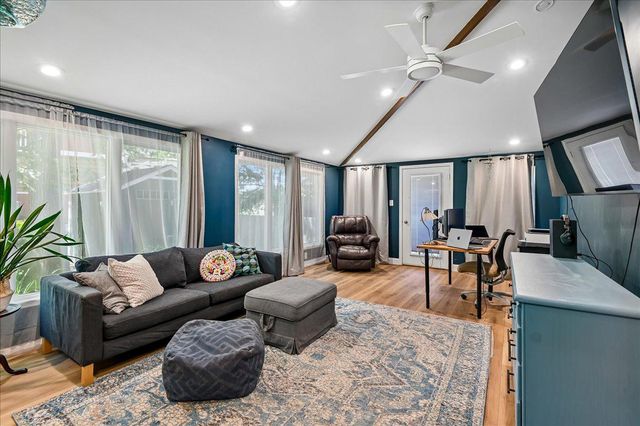 4950 BONNIEWOOD DR, Shady Side, MD 20764