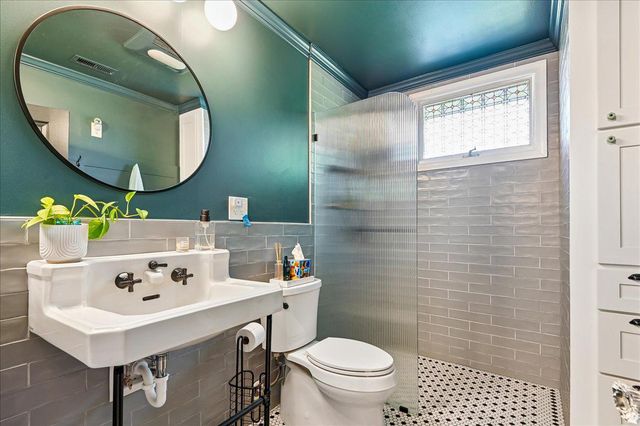 4950 BONNIEWOOD DR, Shady Side, MD 20764