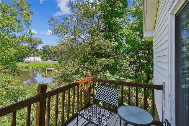 4950 BONNIEWOOD DR, Shady Side, MD 20764