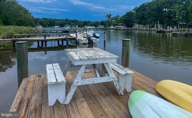 4950 BONNIEWOOD DR, Shady Side, MD 20764