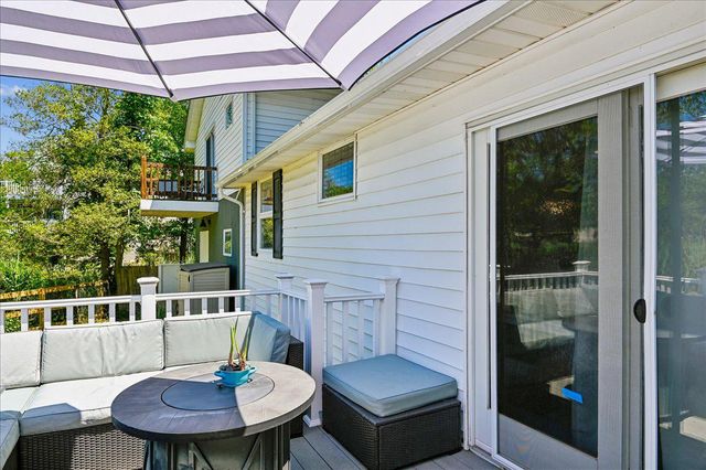 4950 BONNIEWOOD DR, Shady Side, MD 20764