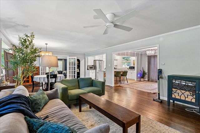 4950 BONNIEWOOD DR, Shady Side, MD 20764