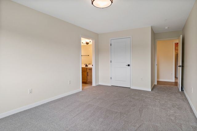 2034 W 75th Place 38, Merrillville, IN 46410