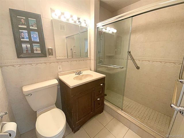 26910 Grand Central Parkway 33Y, Floral Park, NY 11005