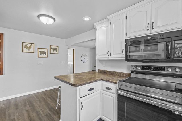 1204 THORNDALE STREET, Green Bay, WI 54304