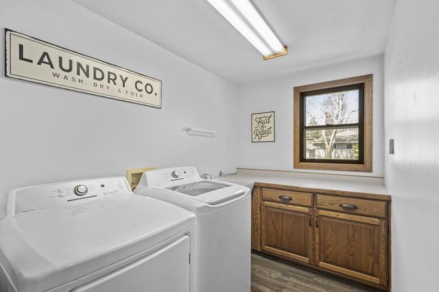 1204 THORNDALE STREET, Green Bay, WI 54304