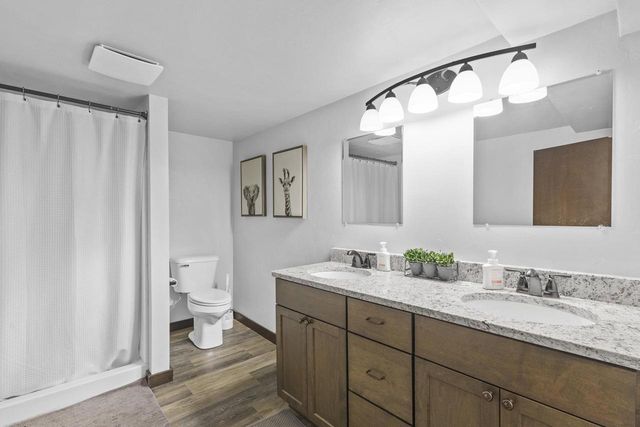 1204 THORNDALE STREET, Green Bay, WI 54304