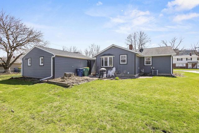 1204 THORNDALE STREET, Green Bay, WI 54304