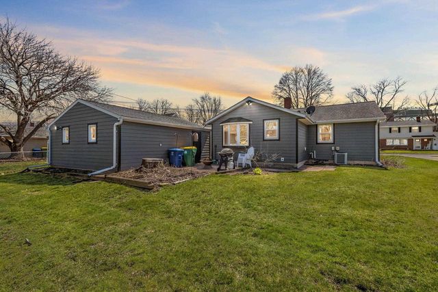 1204 THORNDALE STREET, Green Bay, WI 54304