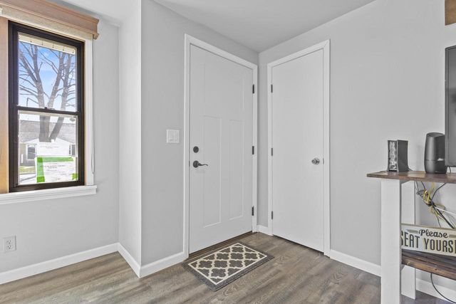 1204 THORNDALE STREET, Green Bay, WI 54304