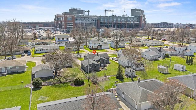 1204 THORNDALE STREET, Green Bay, WI 54304