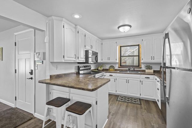 1204 THORNDALE STREET, Green Bay, WI 54304