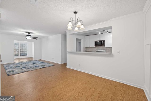 201 Barrington Hills Drive, Atlanta, GA 30350