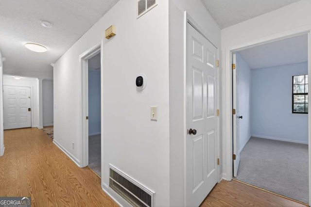 201 Barrington Hills Drive, Atlanta, GA 30350