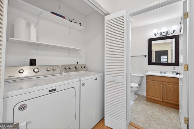 201 Barrington Hills Drive, Atlanta, GA 30350