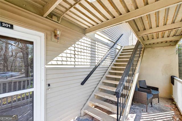 201 Barrington Hills Drive, Atlanta, GA 30350