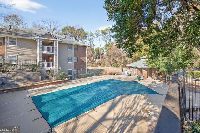 201 Barrington Hills Drive, Atlanta, GA 30350