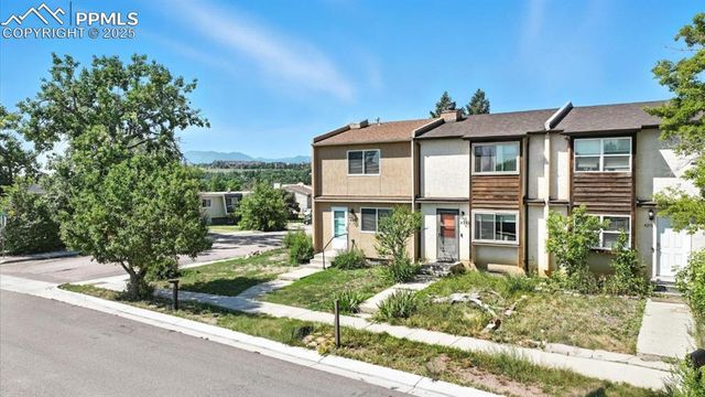 4218 Forrest Hill Road A, Colorado Springs, CO 80907