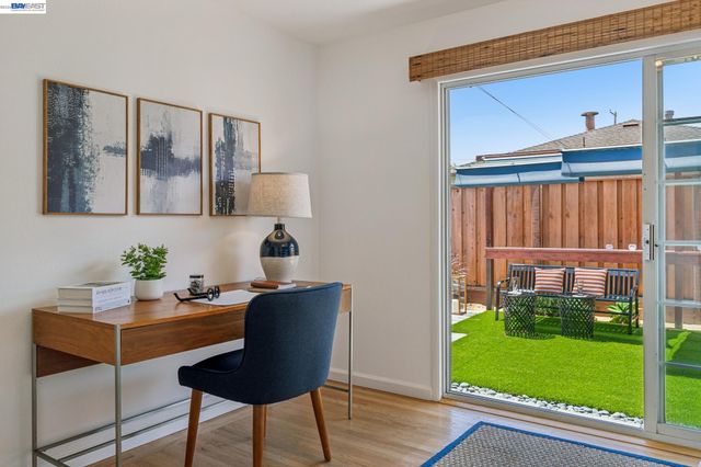 3280 Adams St, Alameda, CA 94501