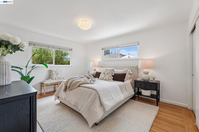 3280 Adams St, Alameda, CA 94501