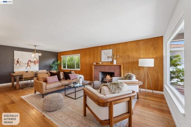 3280 Adams St, Alameda, CA 94501