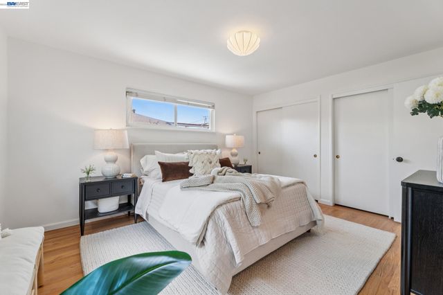 3280 Adams St, Alameda, CA 94501