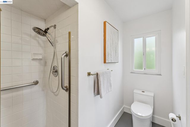 3280 Adams St, Alameda, CA 94501