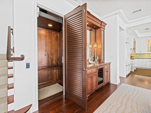 2898 NE 26th Street, Fort Lauderdale, FL 33305