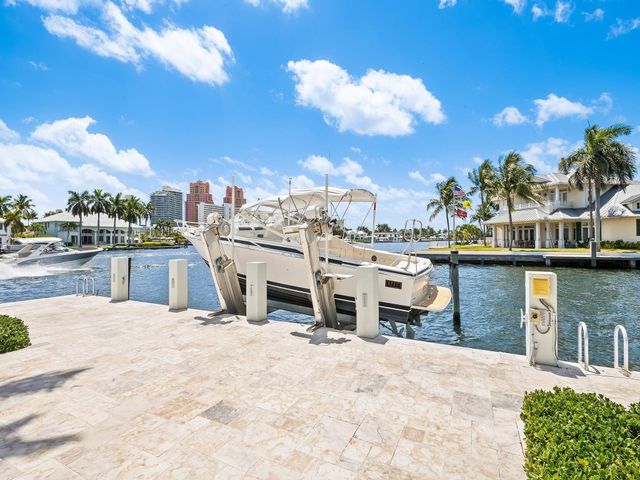 2898 NE 26th Street, Fort Lauderdale, FL 33305
