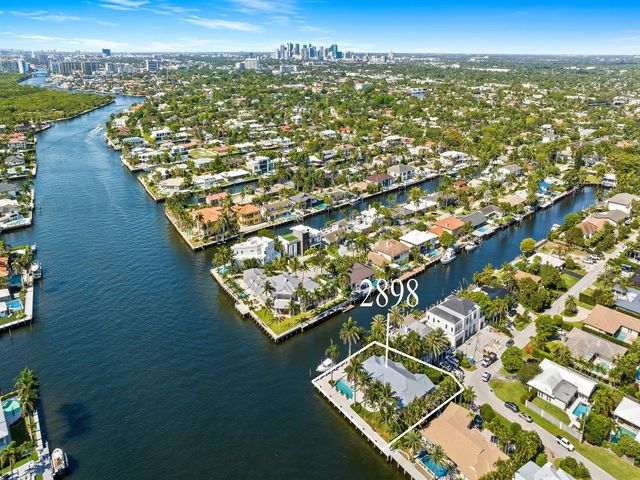 2898 NE 26th Street, Fort Lauderdale, FL 33305