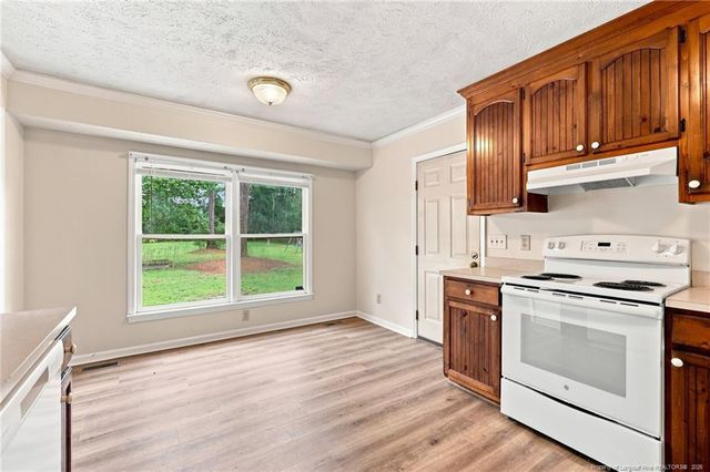 924 E Winds Lane, Fayetteville, NC 28311